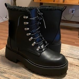NWT ankle combat boots